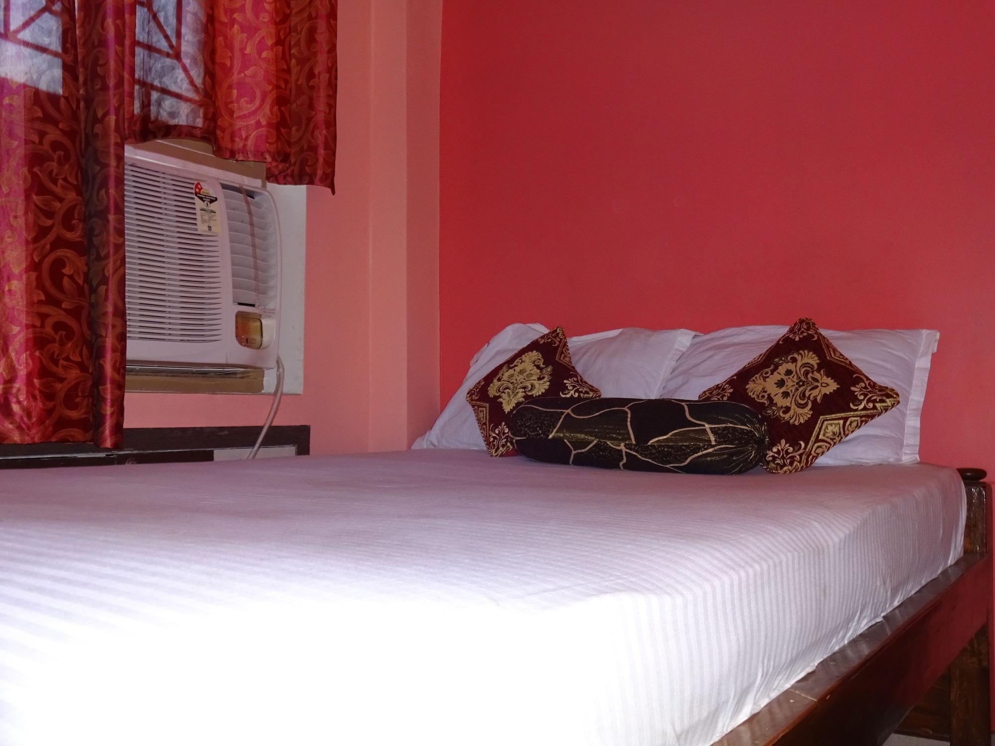 Hotel Viraat Inn Гая Екстер'єр фото